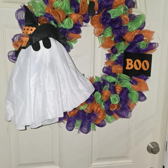 Ghost halloween wreath- handmade